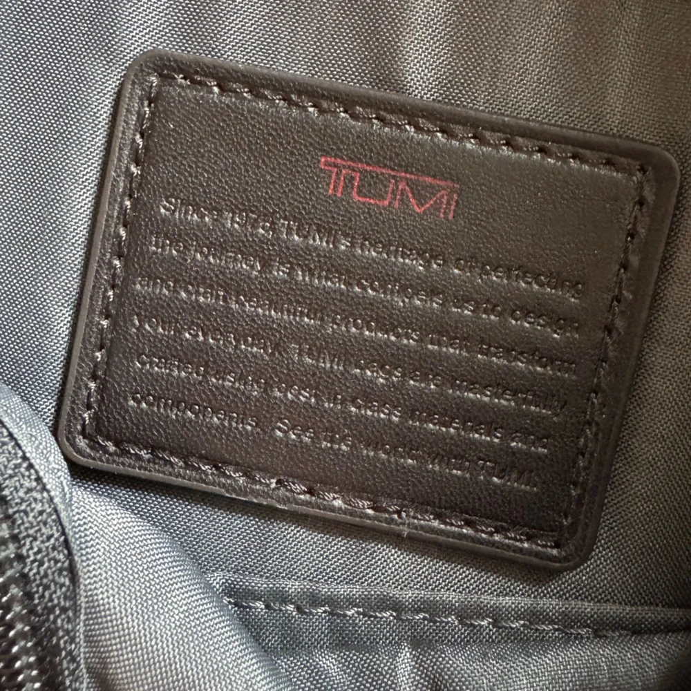 Tumi Companion Espresso Tote Bag Original Collection 223119 Laptop Bag